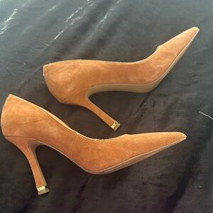 Kenneth Cole Tan Suede Heels